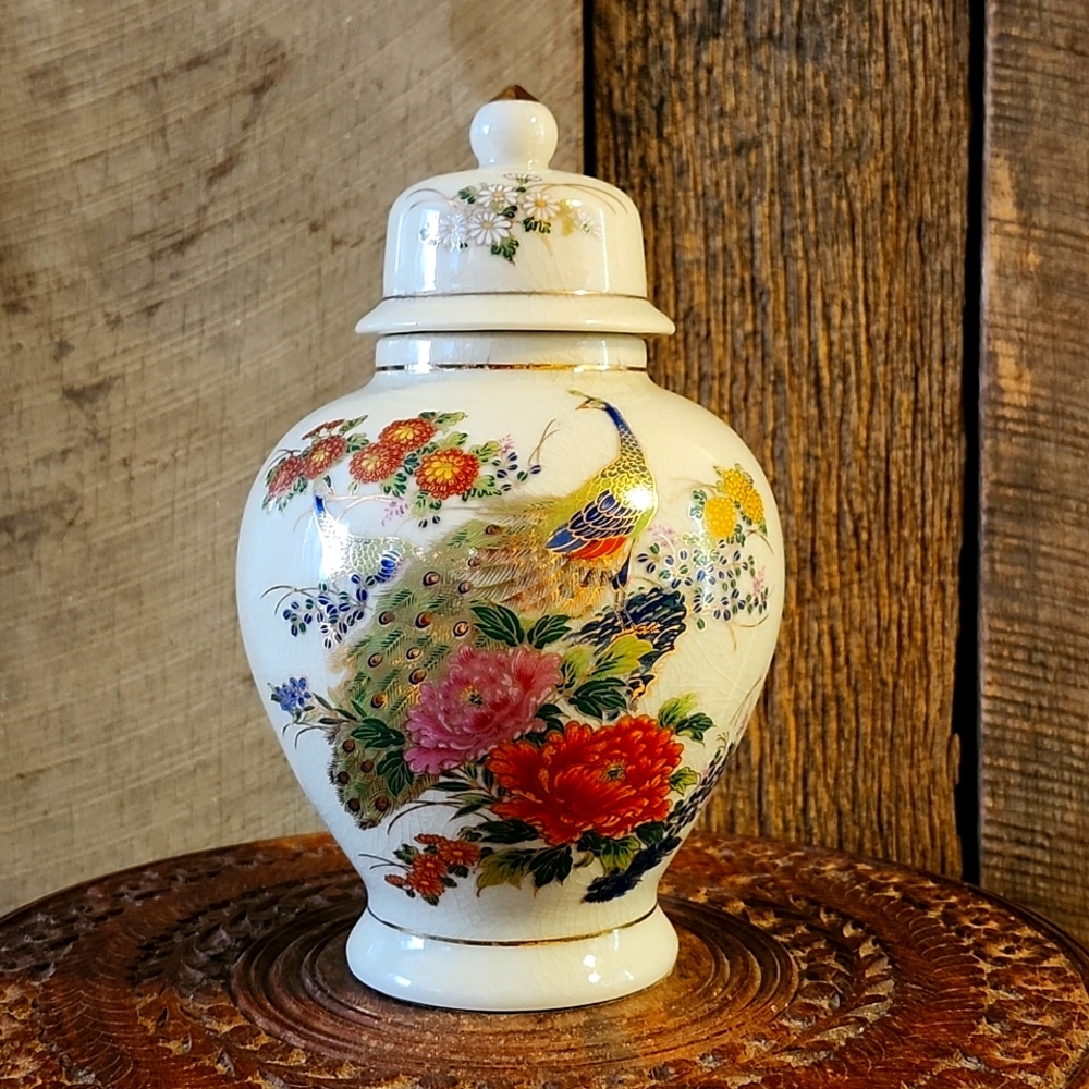 Vintage Satsuma handpainted peacock ginger jar vase